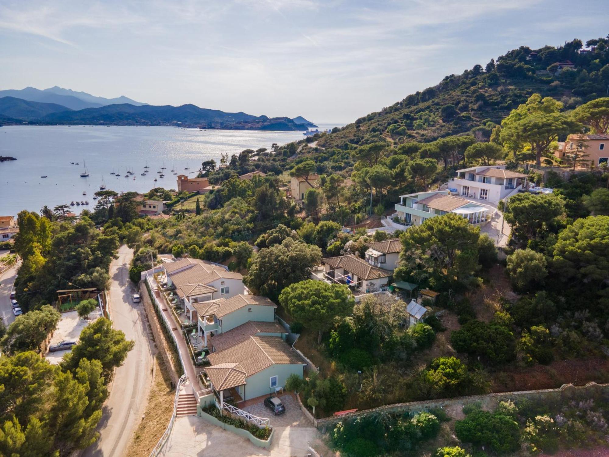 Elbitat Homes Bagnaia  Exterior photo